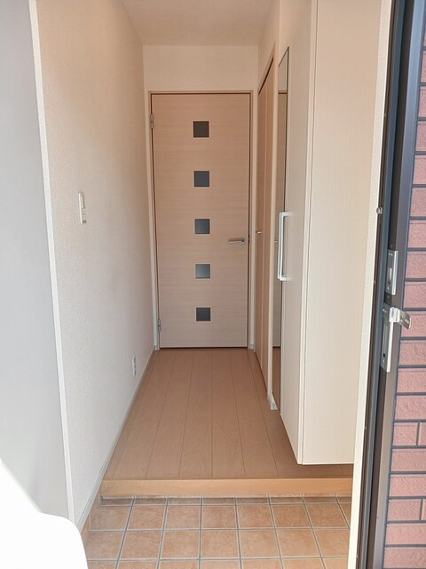 ラウレア　Ⅰ 玄関