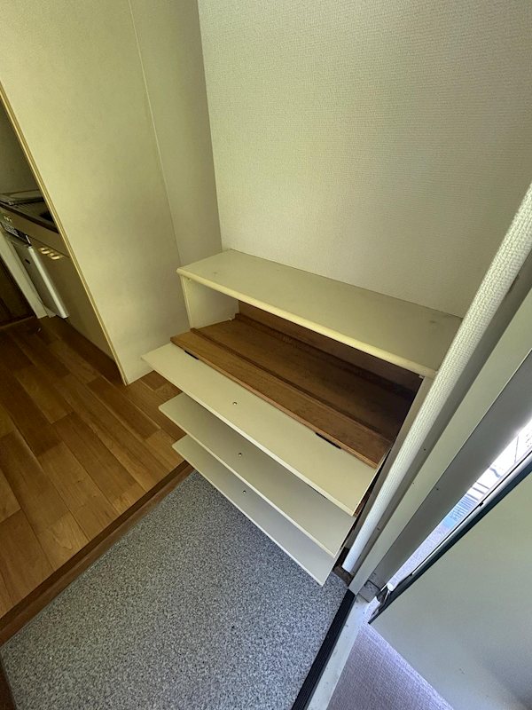 ヴァン　キャッスル A 収納