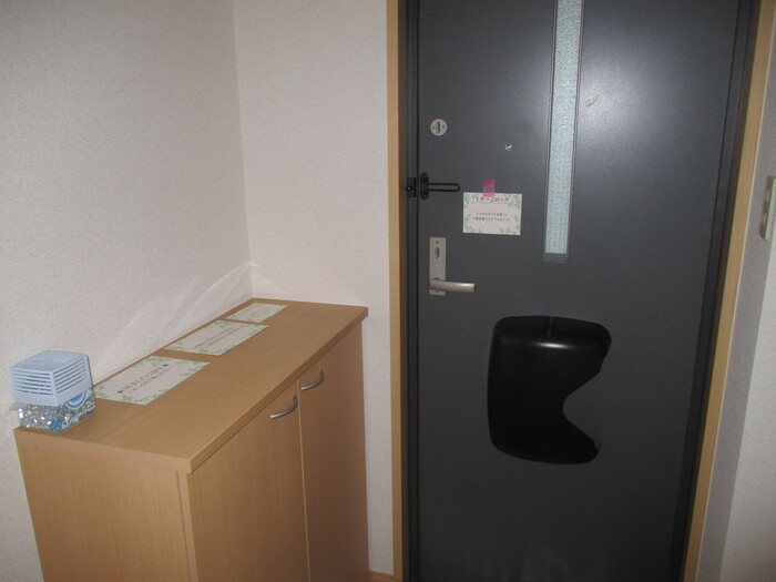 フフテンゲルハイツ 玄関