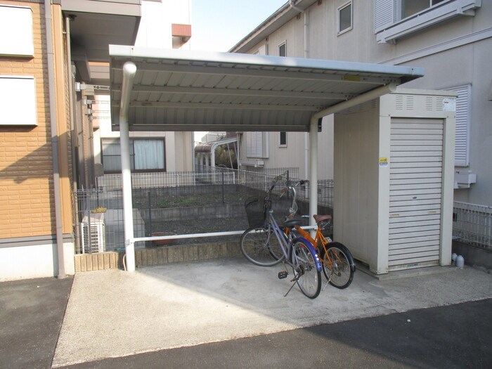 フフテンゲルハイツ その他