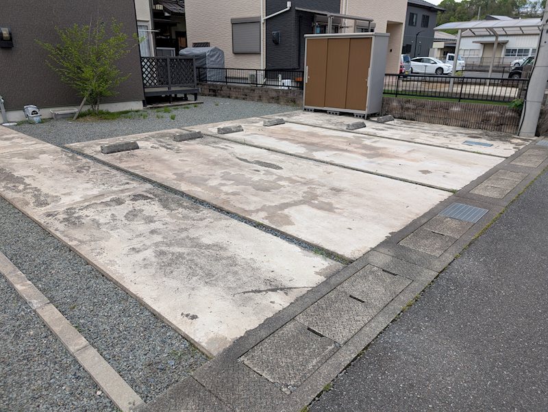 ユニキューブ砂子町B棟 駐車場