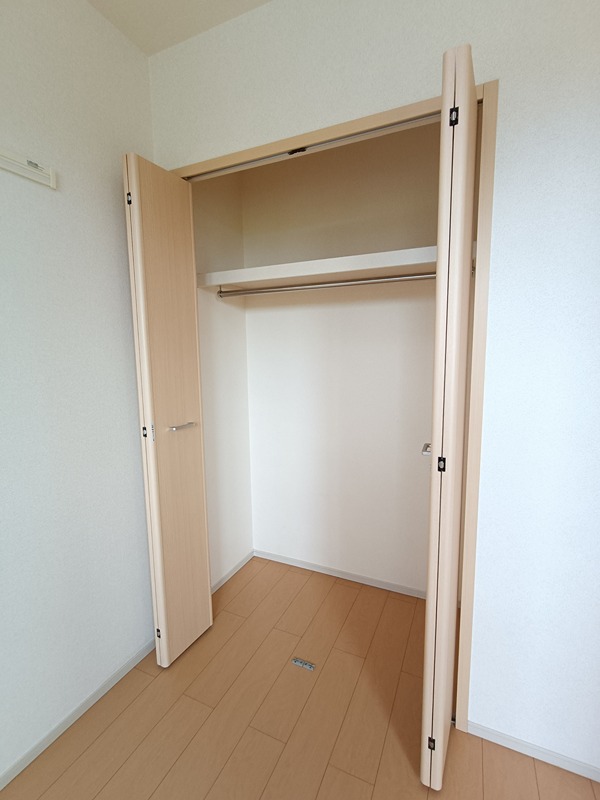 ルシェリア　コリーナ 収納