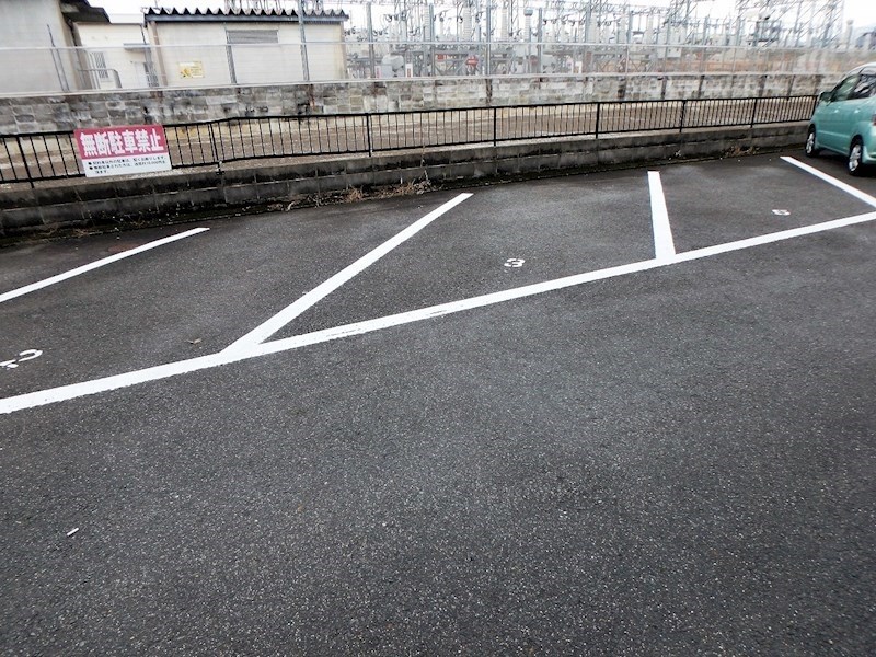 ライフィットコートⅠ 駐車場