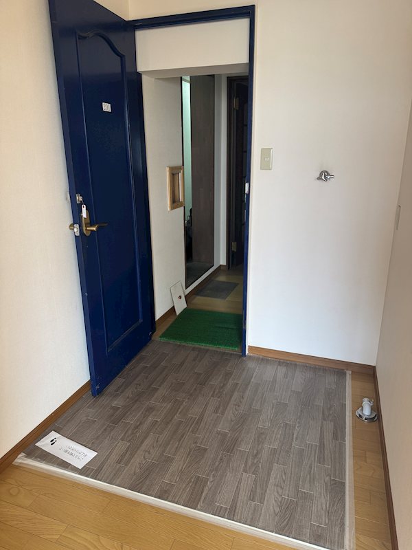 大開通りアパート 玄関