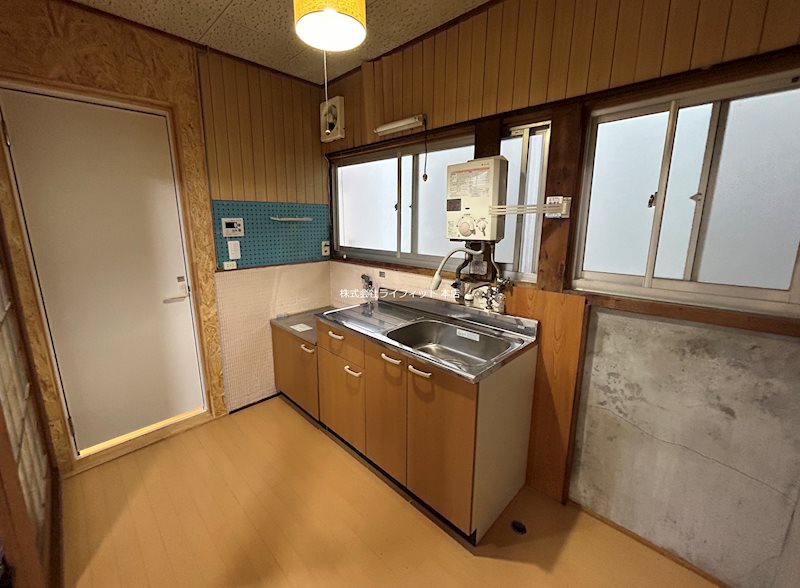 八代荘 キッチン