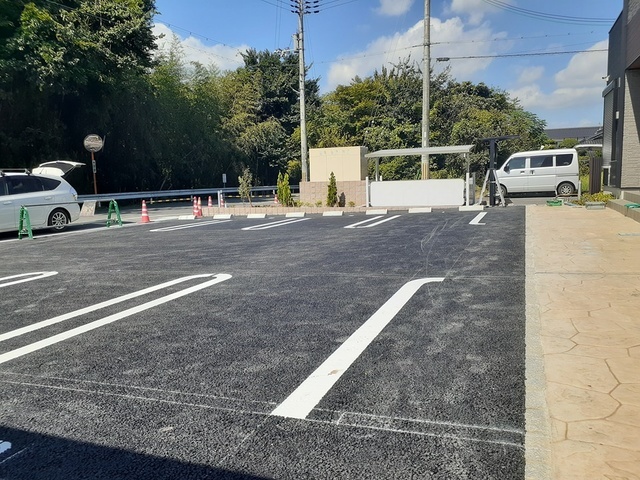 オーガスタ長田 駐車場