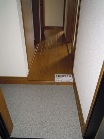 グランデールⅠ 玄関