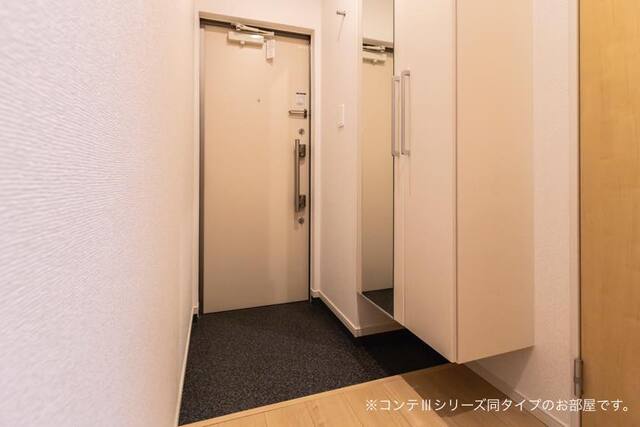 ポルトキアーロ 玄関