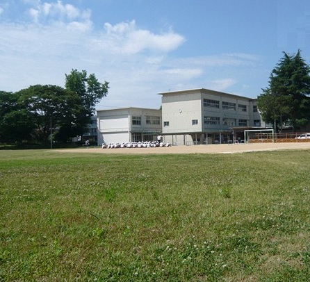 土師宮町二丁目倉庫 小学校