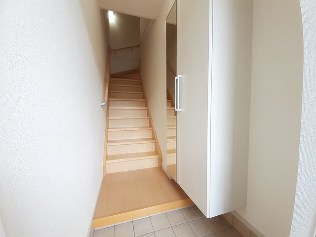 ルシェリア　コリーナ 玄関