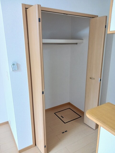 アイビーフラットＢ 収納