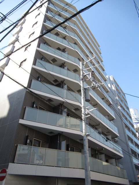 AZEST関内 外観
