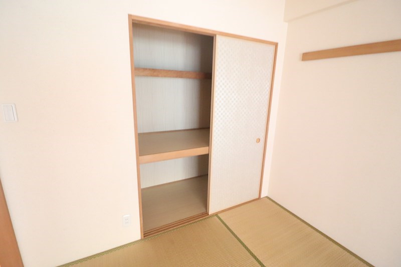 イングス法貴寺 収納
