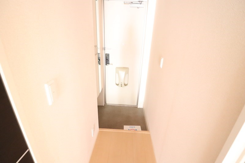 セントレジス八尾 玄関