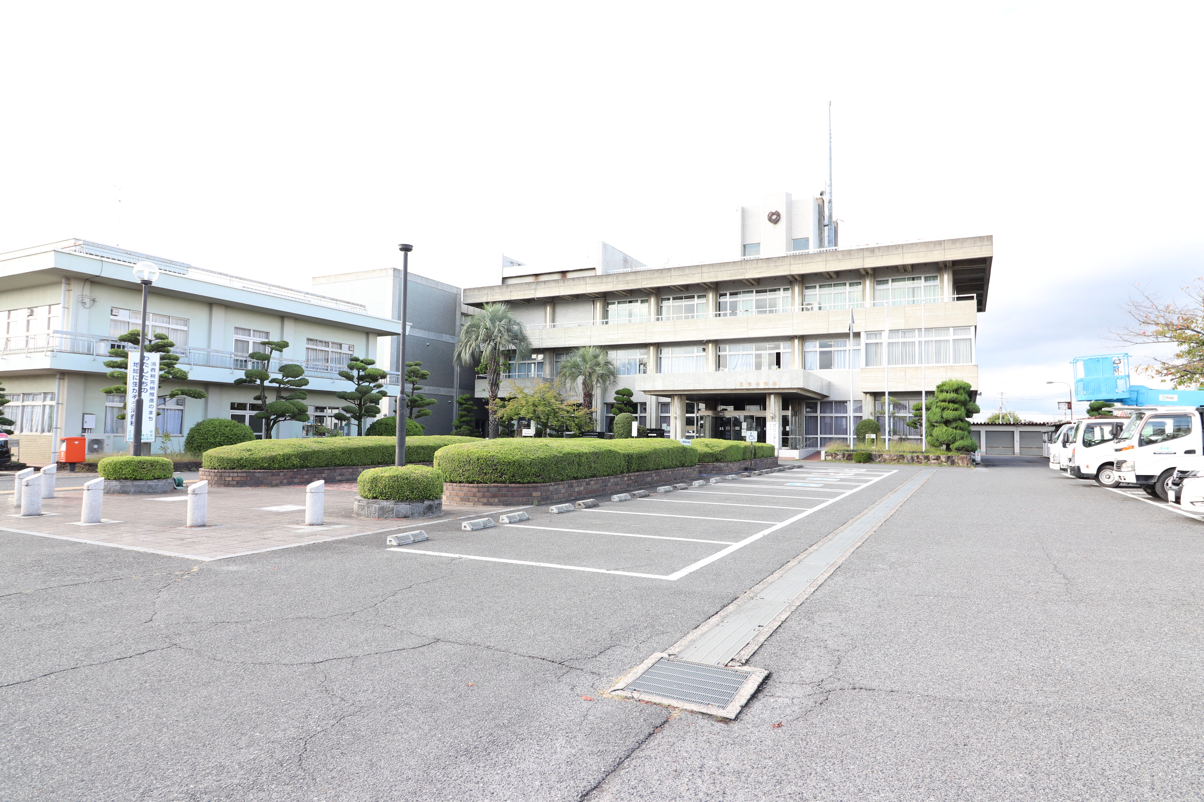 リバーサイド太子 役所