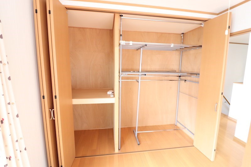 新町戸建 収納