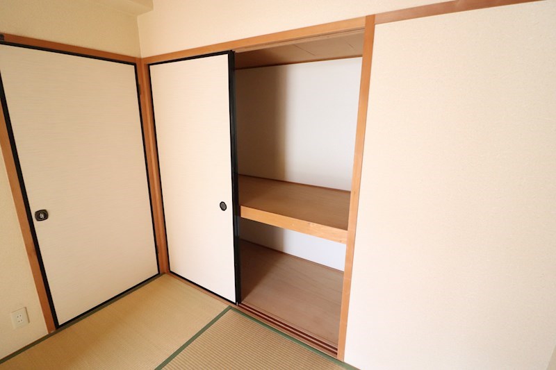 レジデンスモア 収納