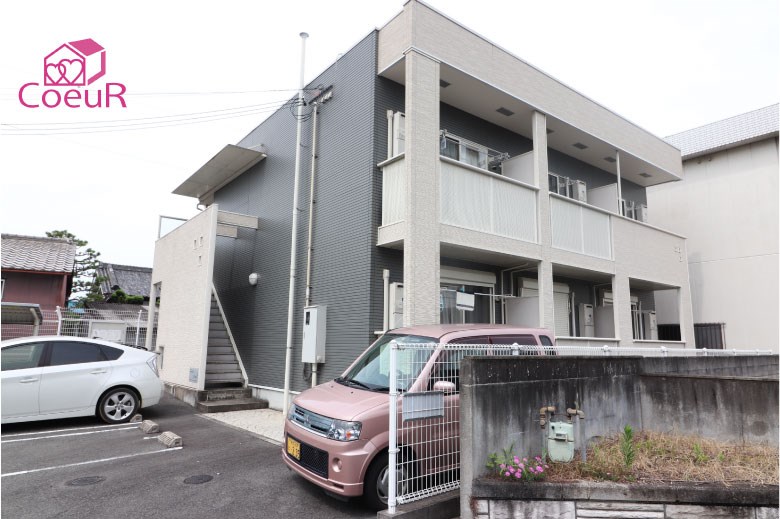 コメンサール 外観