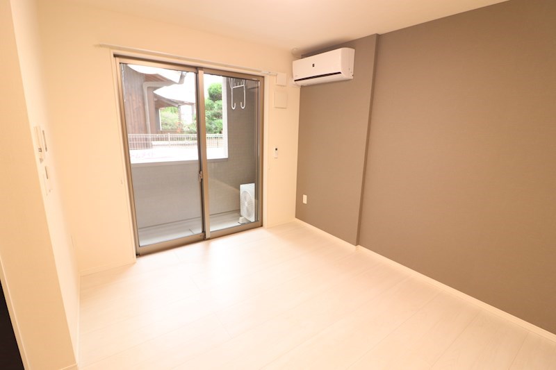 ロイヤルハイツしきⅡ番館 ベッドルーム