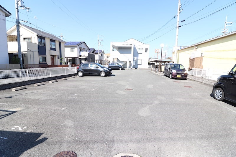 サンシャイン橿原 駐車場