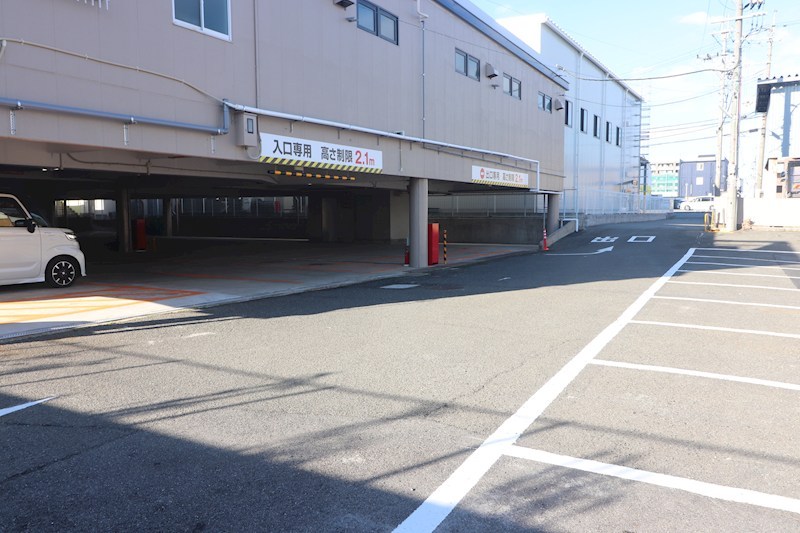 スローライフ店舗 駐車場