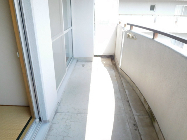 ファミーユ一ツ橋  ベランダ