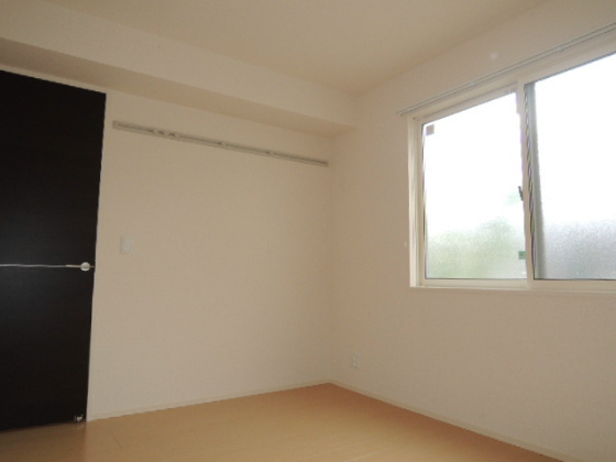 アゼリアN ベッドルーム