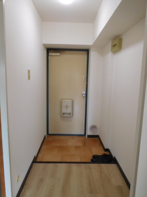 エクセル守口 玄関