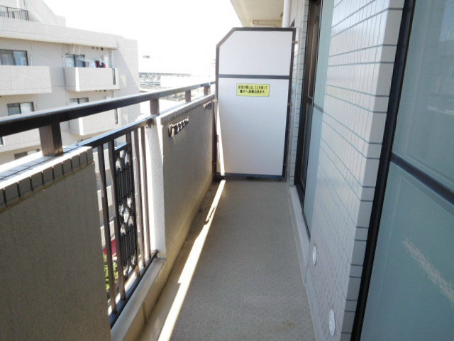 大阪府守口市橋波東之町１丁目 ベランダ