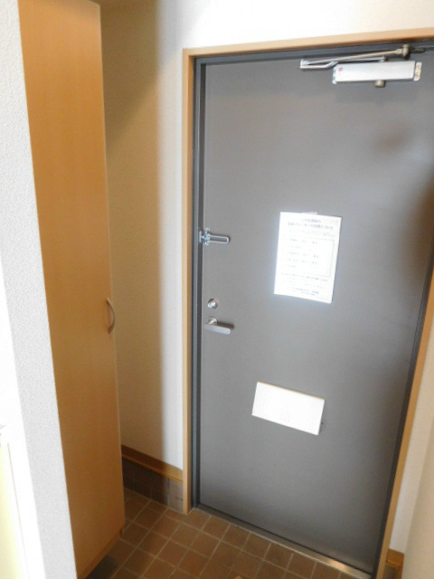 フィオーレ滝井 玄関