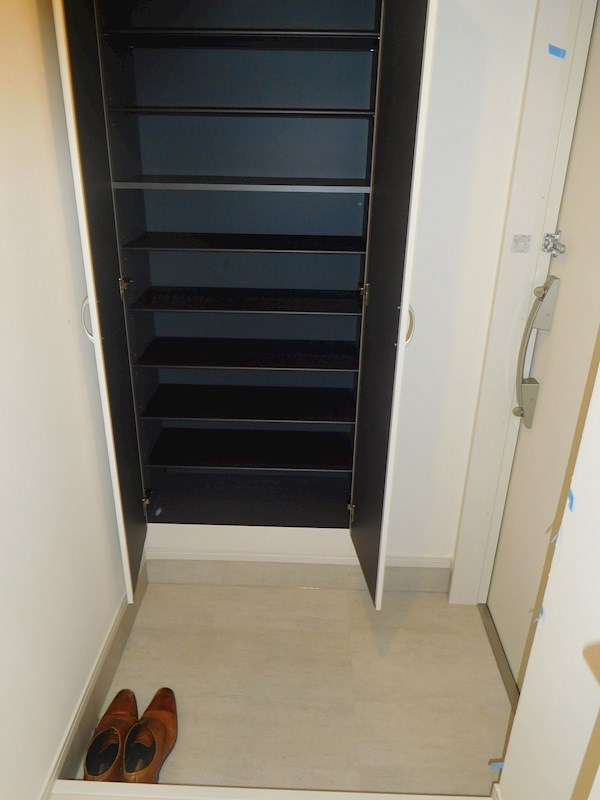 サンルーチェ  玄関