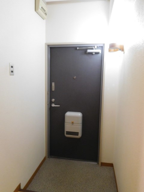 サンコーポ八雲 玄関