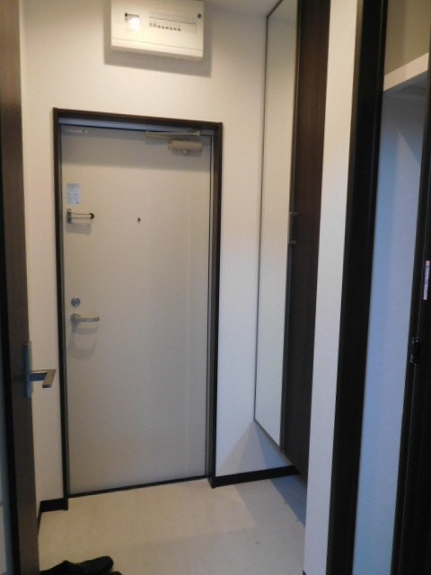 クロスレジデンシア 玄関