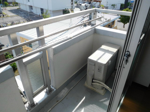 大阪府門真市向島町 ベランダ