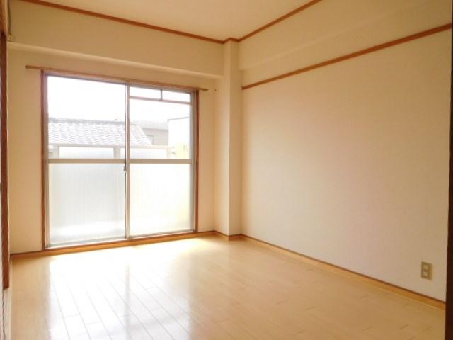 三幸ハイツ ベッドルーム