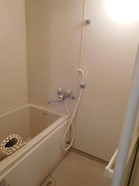 三幸ハイツ 風呂画像