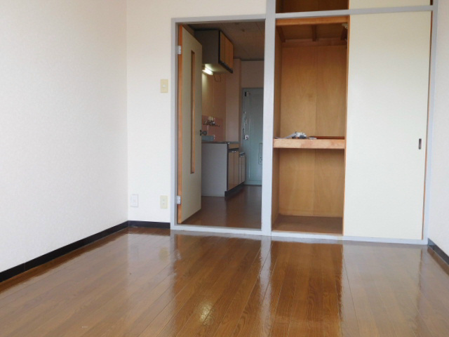 コムズスクエア大日 ベッドルーム