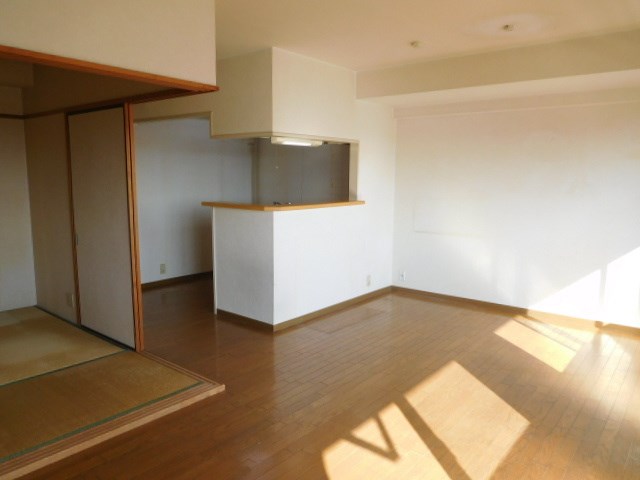 サニーコート暁 リビング