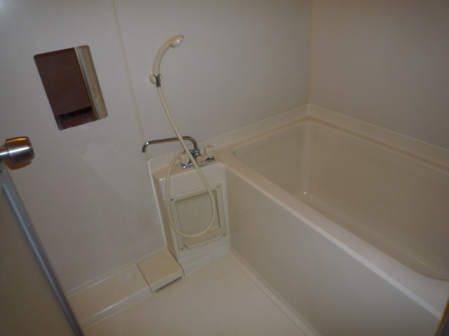 メゾンルリア 風呂画像