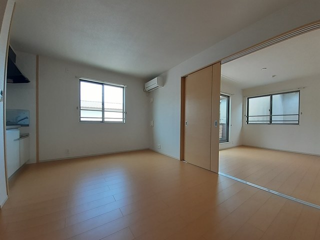 ファミールキンダⅡ リビング