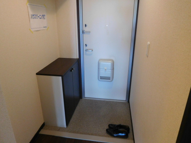 メープル  玄関