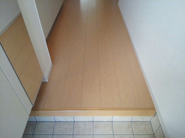 セレッソ菊水 玄関