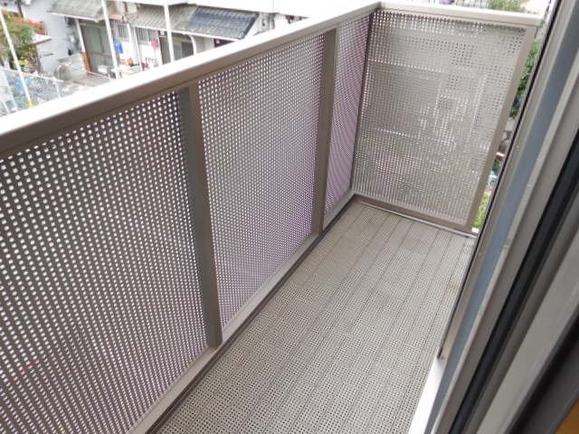 ウィステリア  ベランダ