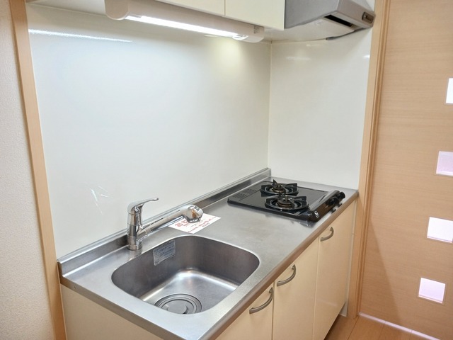 プレジェーネ　一津屋 キッチン