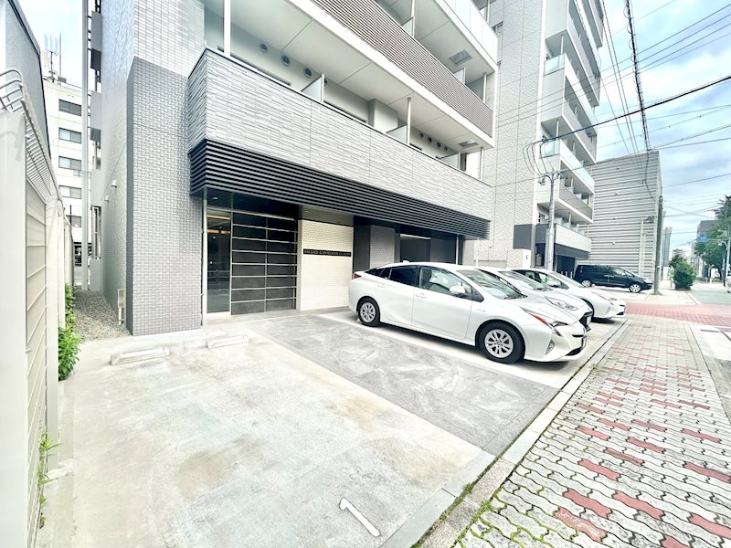 エスリード金山クラッシィ 駐車場