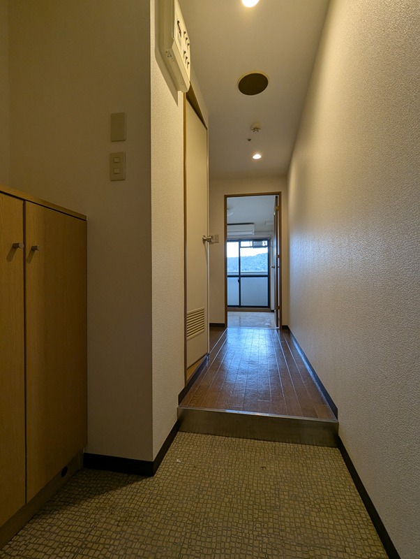 エスリード四条河原町 玄関