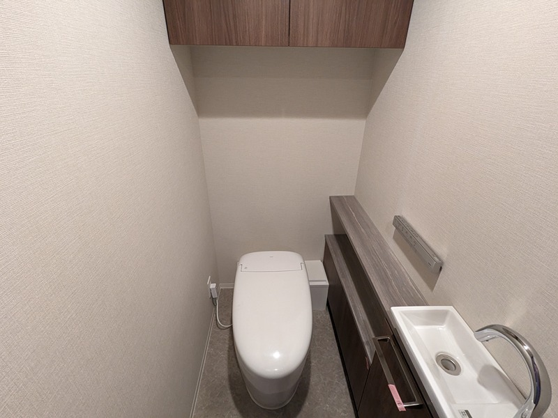 エスリード箕面船場阪大前 トイレ
