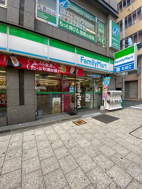 エスリード心斎橋EAST コンビニ
