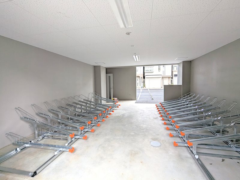 エスリード弁天町ルシェンテ 駐車場