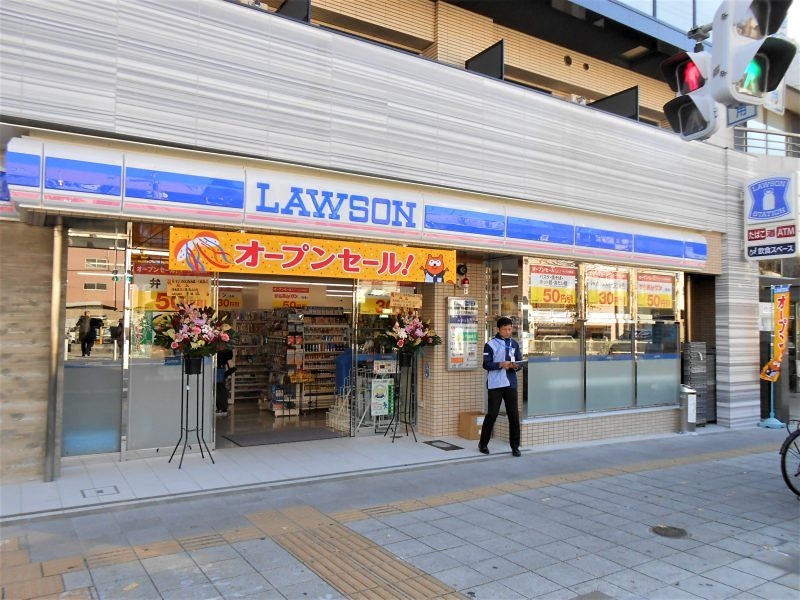 エスリード弁天町ルシェンテ コンビニ
